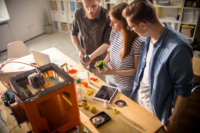 Digital arts practitioner